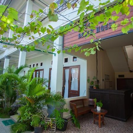 Mae Mae Beach House Batununggul Exterior foto